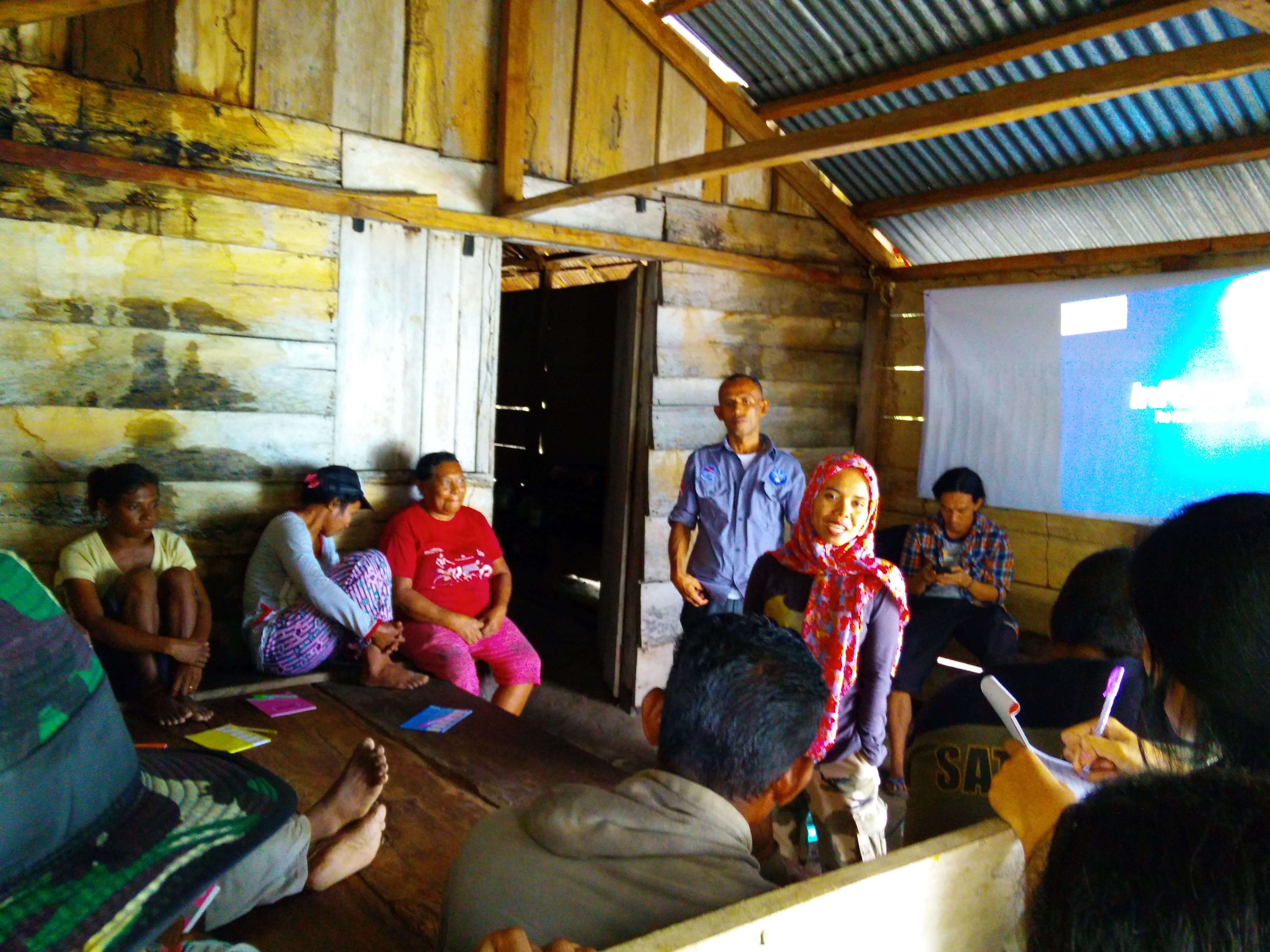 COMMUNITY ORGANIZER LORENTZ