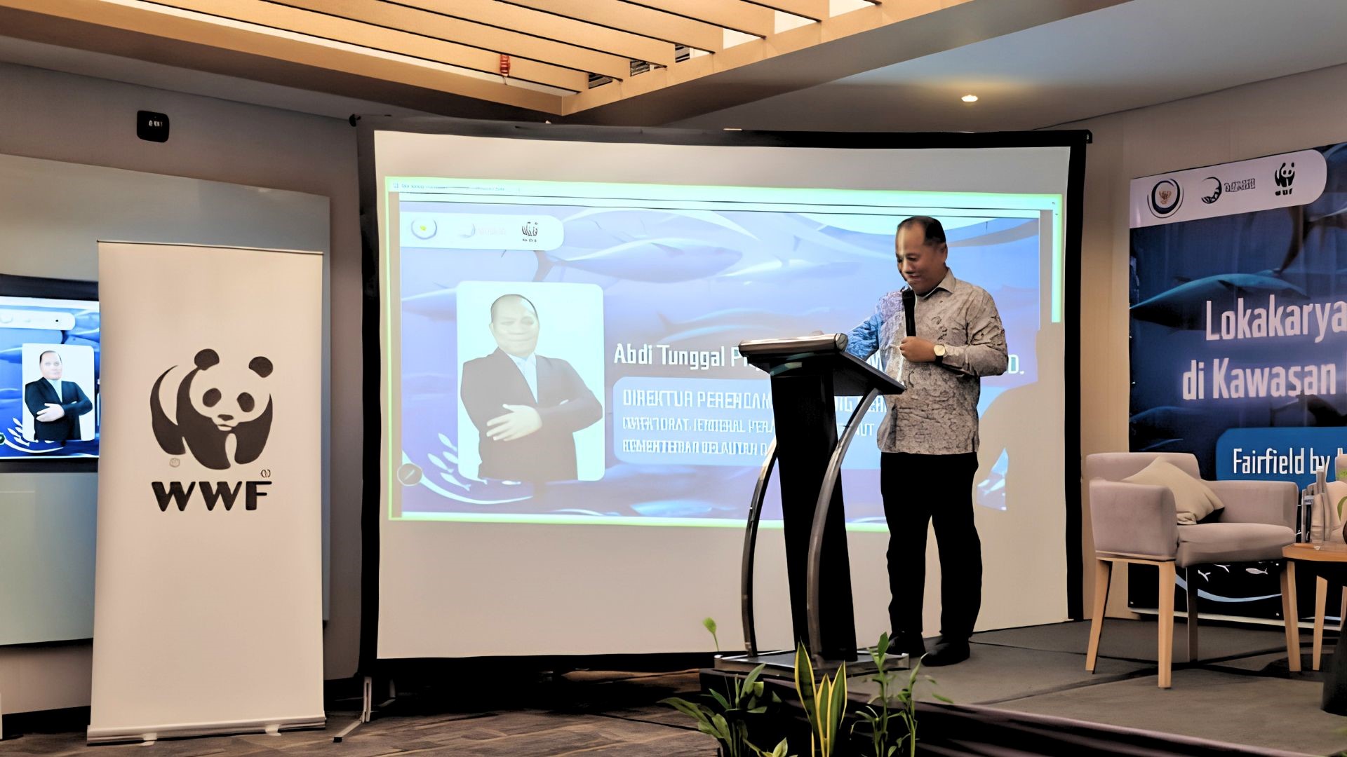 Abdi Tunggal Priyanto, Direktur Perencanaan Ruang Perairan Kementerian Kelautan dan Perikanan, menyampaikan pengantar mengenai LSMPA untuk membuka rangkaian workshop.