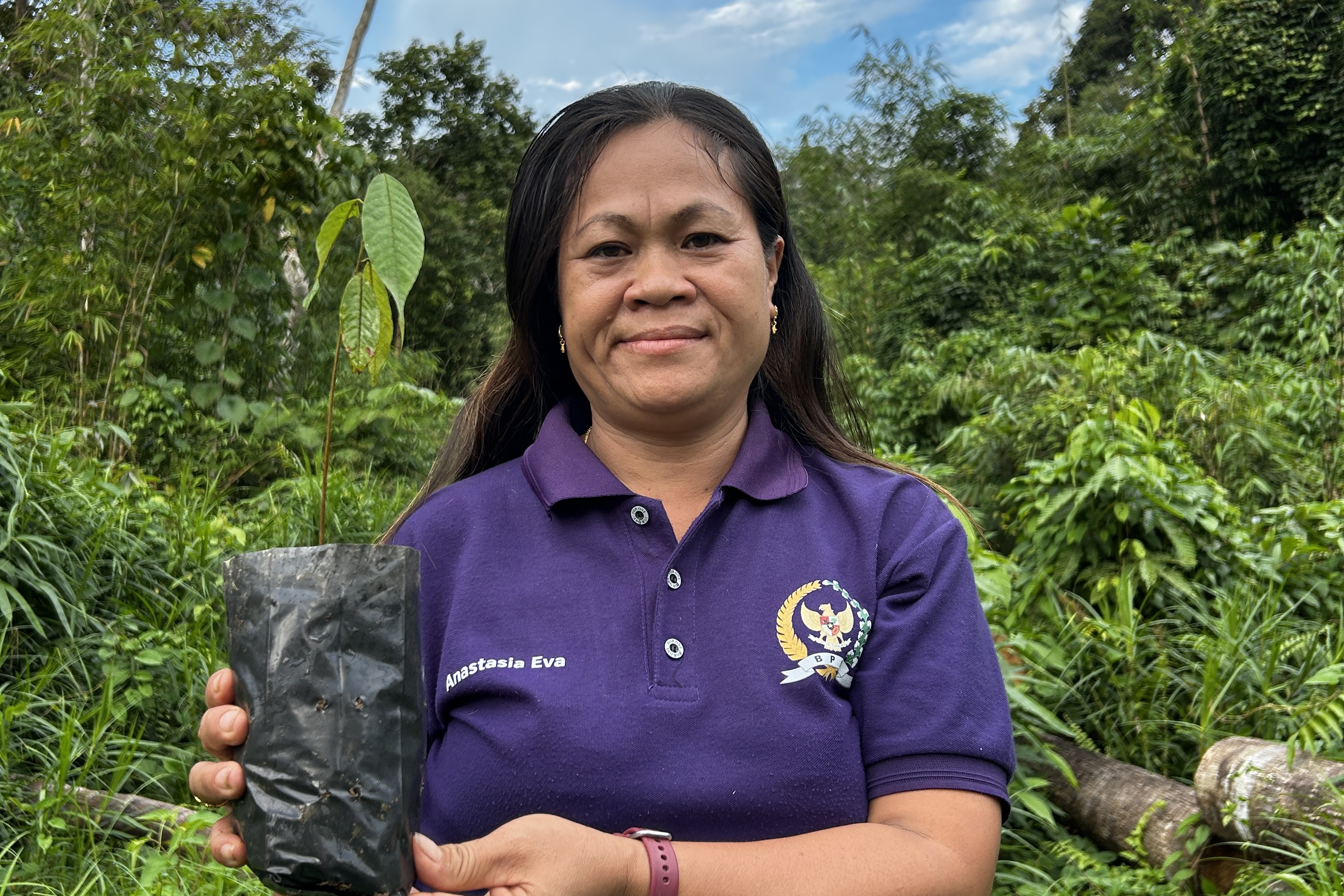Photo 8. Anastasia Eva is one of the restoration leaders in Penyuguk Village alongside other group members. (Photo by WWF Indonesia)