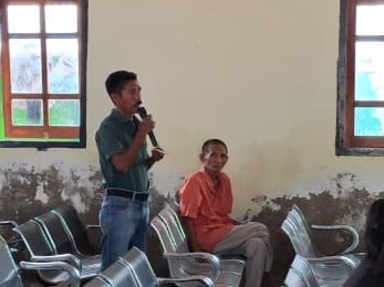 Feedback provided by Mr. Paul J. Wolontery (Head of Luang Barat Village) Photo: ©WWF-Indonesia/ Annisa S. Aulia