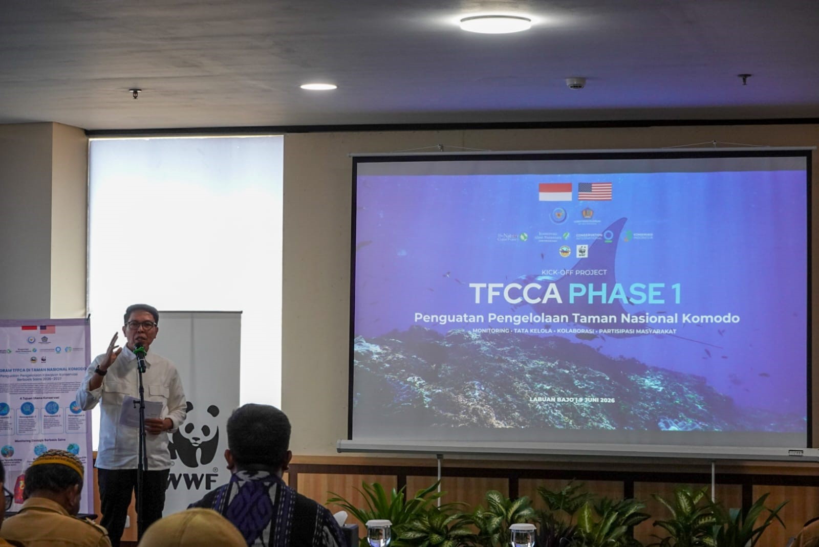 WWF-Indonesia’s Program Design & Development Director, Mr. Muhammad Ridha Hakim, opens the TFCCA Phase-1 Kick-off Event in the Ballroom of the Zasgo Hotel, Labuan Bajo, East Nusa Tenggara. ©Tuah Sanjaya Ketaren/WWF-Indonesia