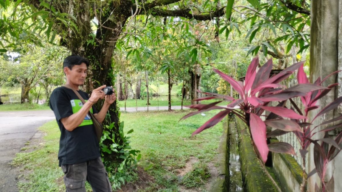 Praktik pengambilan foto