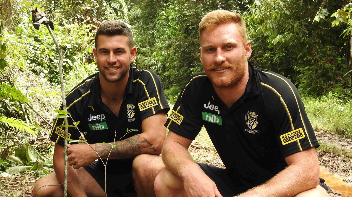 2 PEMAIN AUSTRALIA MERASAKAN KEHIDUPAN HARIMAU SUMATRA
